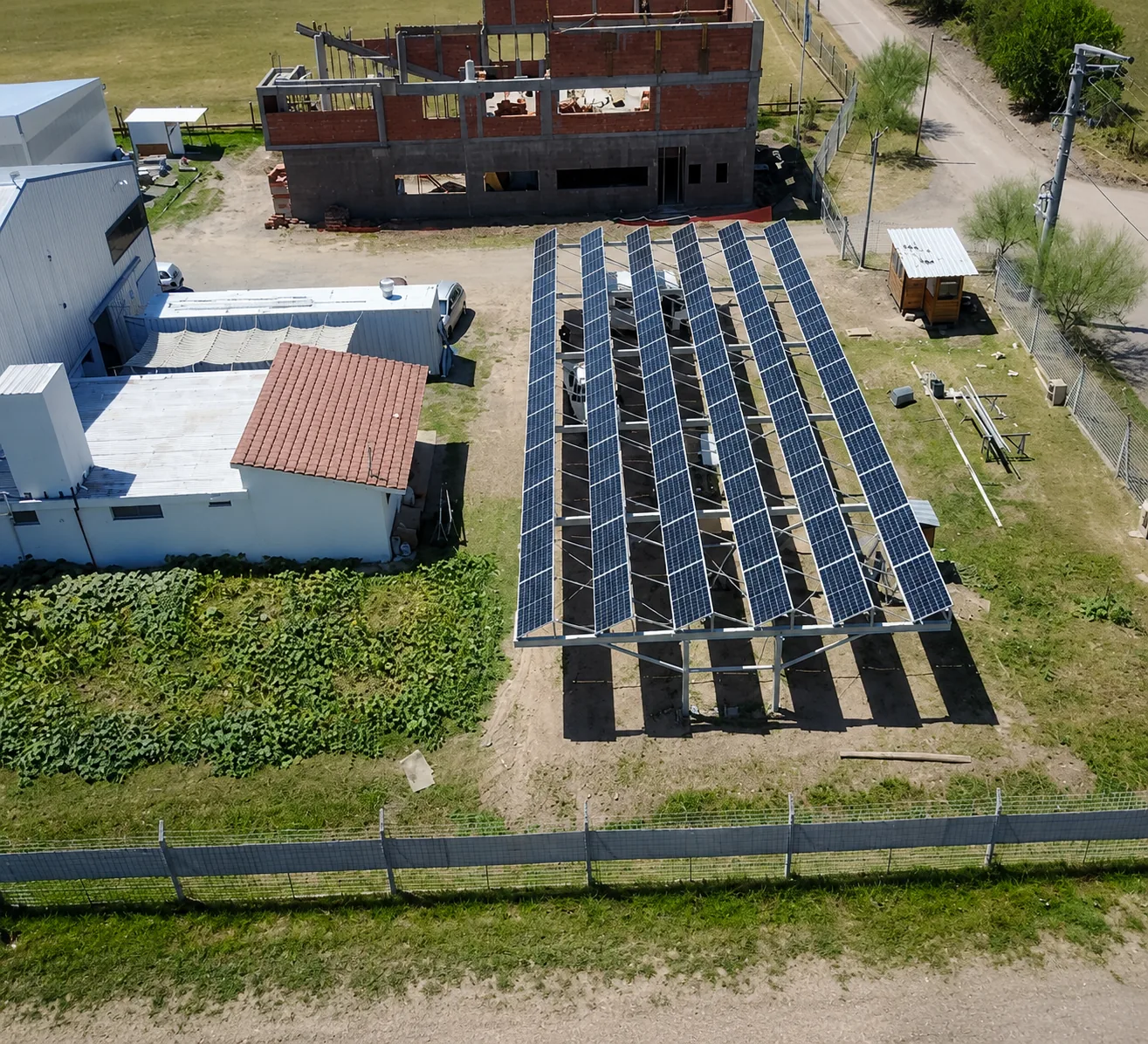 Proyectos Solares Ejecutados en Argentina — Casos Reales | Hissuma Solar